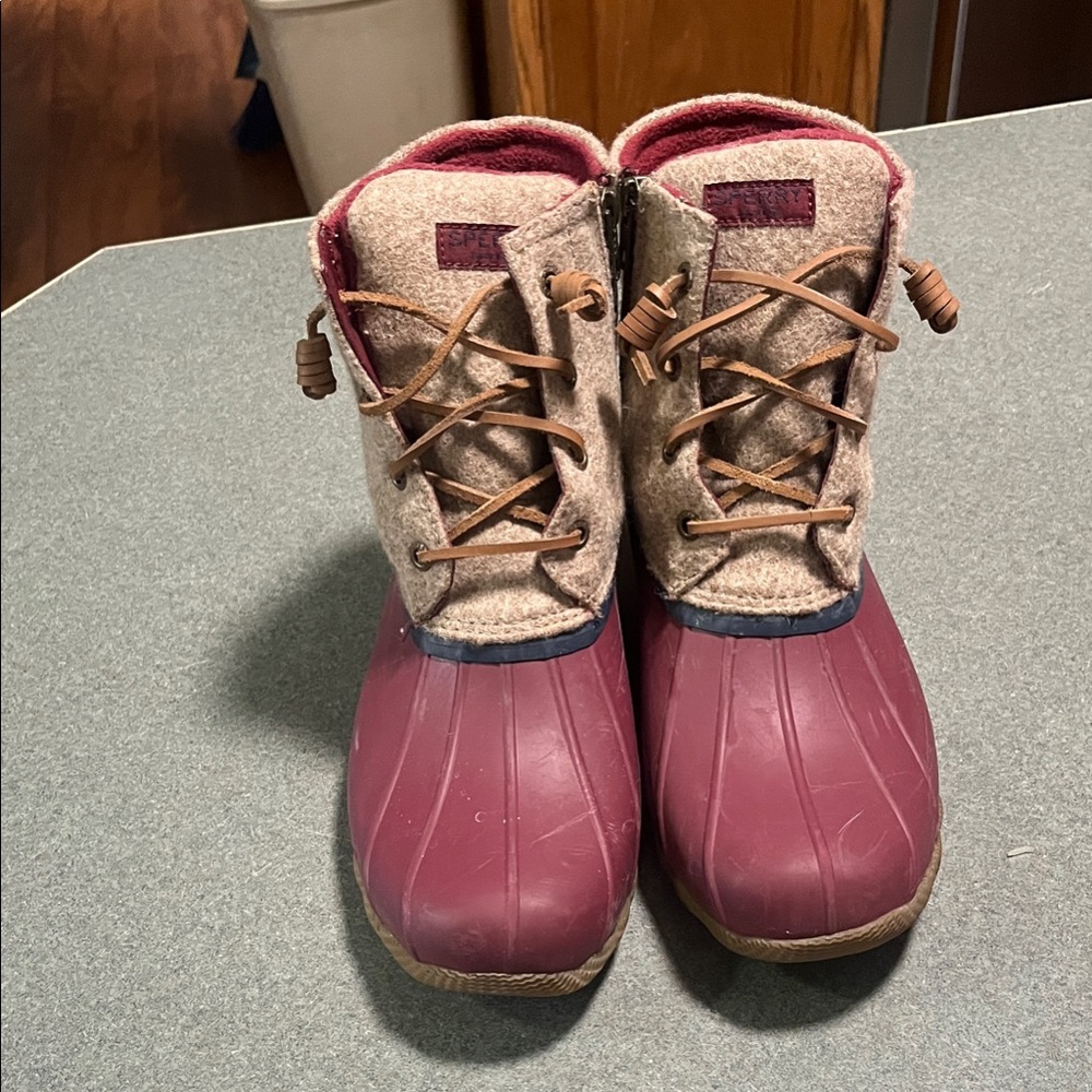 Sperry Burgundy and Tan Boots